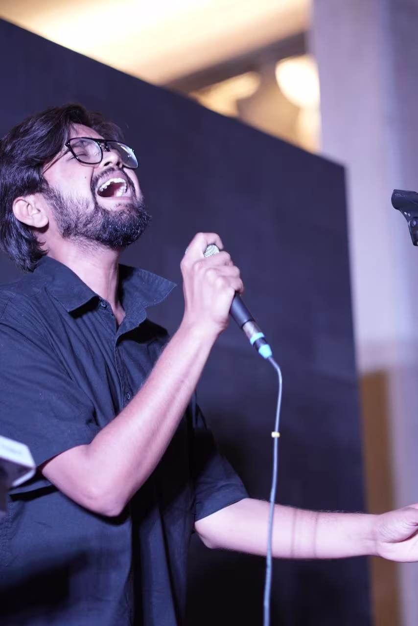 Emotional performance frame