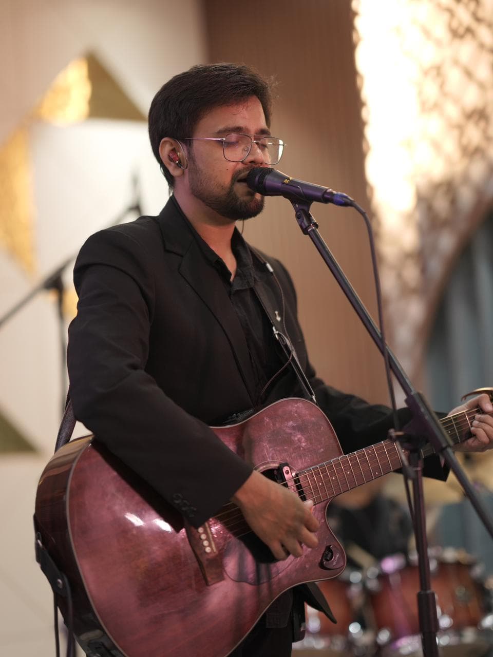 Emotional performance frame